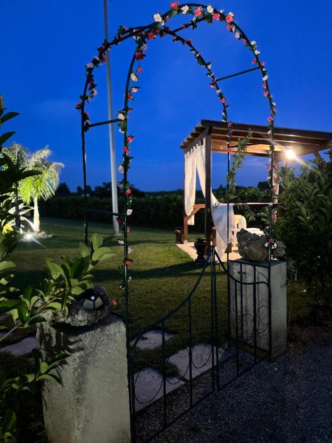 A Lu Fanizza Bed and Breakfast Cutrofiano Exteriör bild